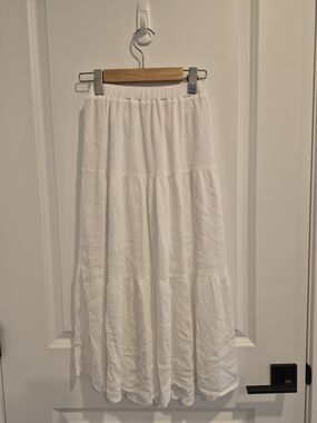 Girls' White Tiered Maxi Skirt with Elastic Waist